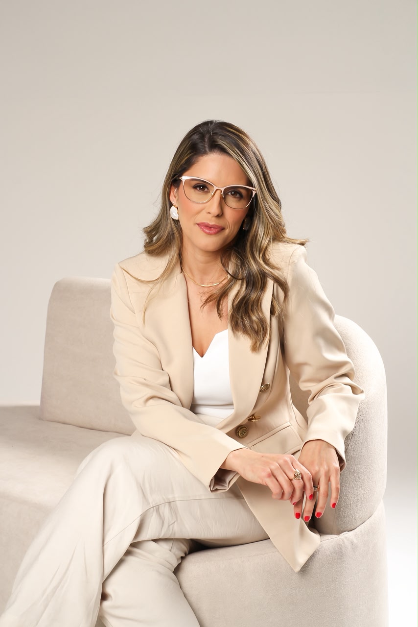 ALINE RODRIGUES
